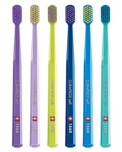 Slika Curaprox zobna ščetka cs 1560 soft, 1 kos