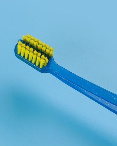 Slika  Curaprox zobna ščetka CS 5460 ortho ultra soft, 1 kom
